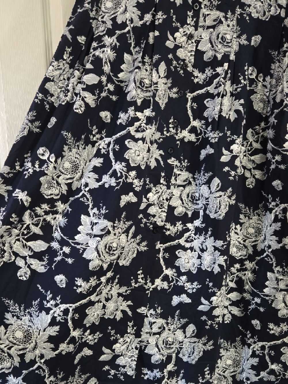 Chadwicks Navy and White Floral Sleeveless Midi Dress - Picture 3 of 6